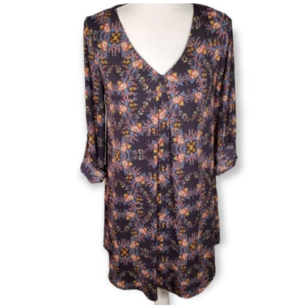 LUSH NAVY FLORAL SHIFT DRESS SZ.M EUC.